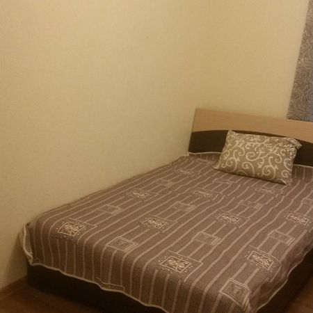 Apartments Darvina 20, Апартаменты На Улдарвина Дом 20 Kharkiv Bagian luar foto