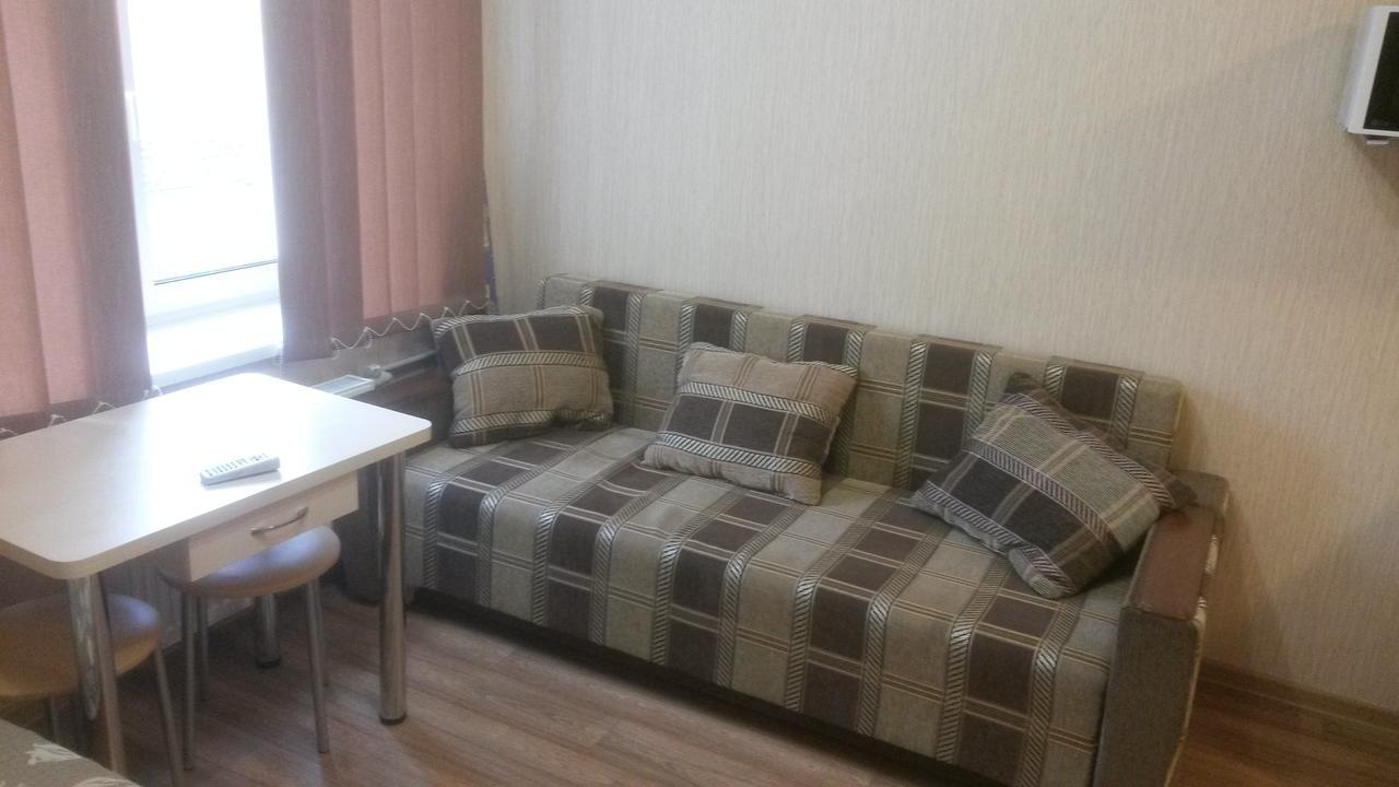 Apartments Darvina 20, Апартаменты На Улдарвина Дом 20 Kharkiv Bagian luar foto